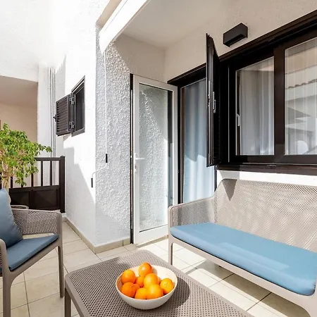 2brd Coastal Heaven Apartment