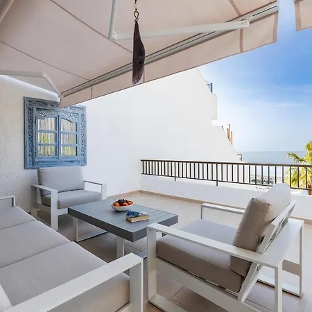 2brd Coastal Heaven Apartment
